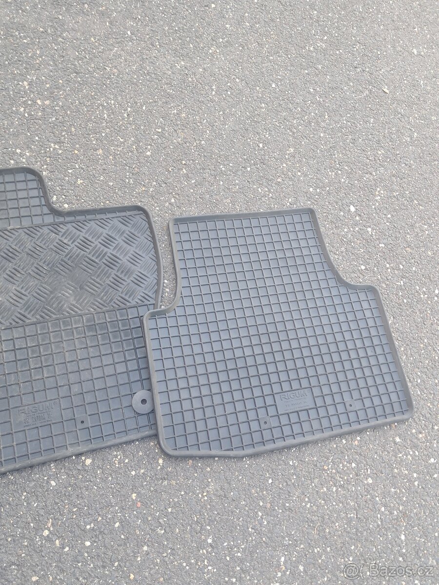 Gumové koberce Škoda Octavia combi 3 - 4