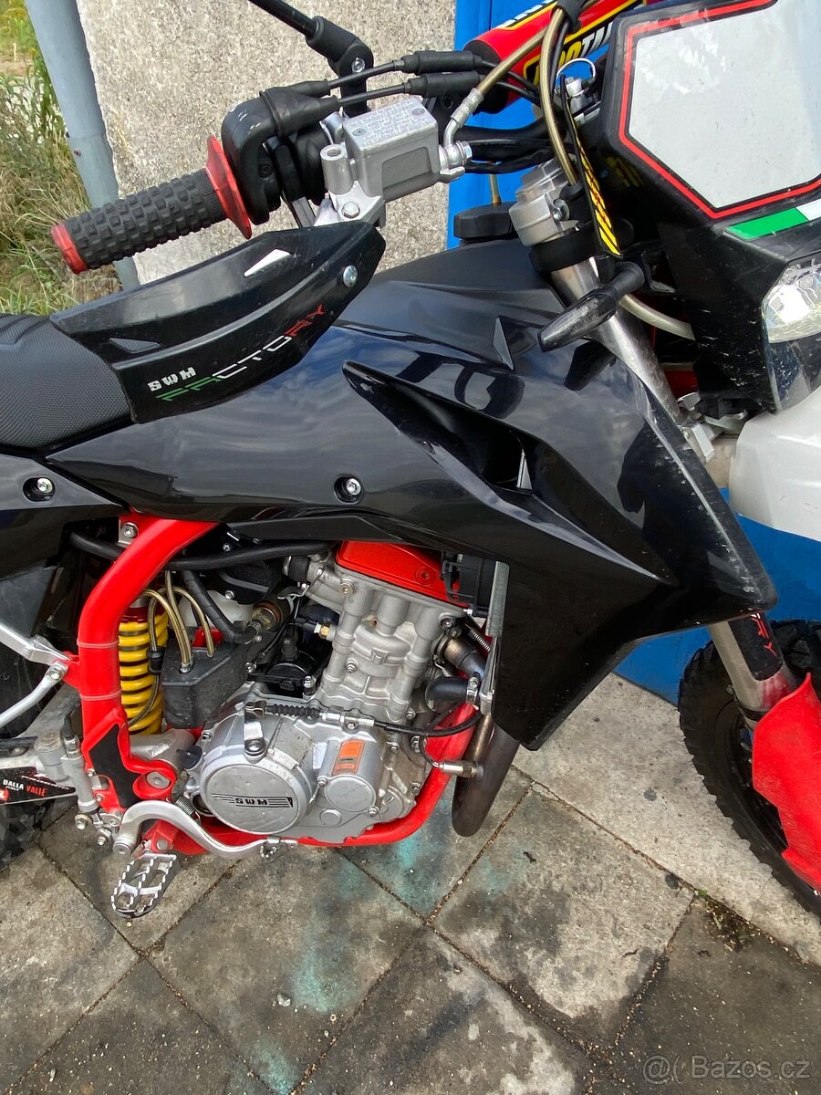 Swm rs 125r