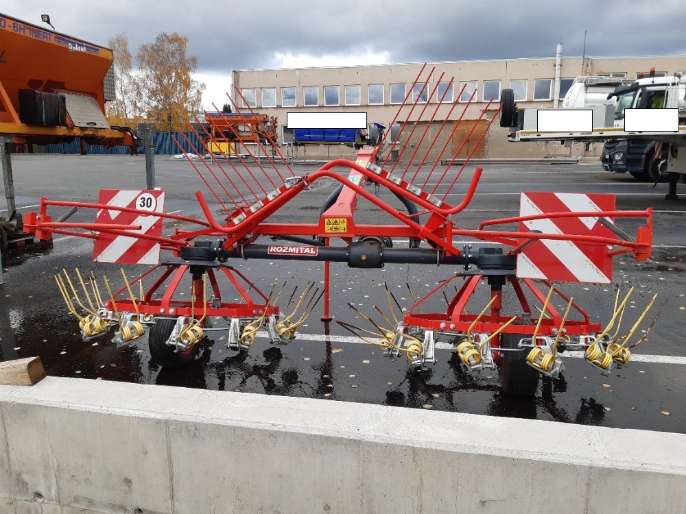 Univerzální obraceč-shrnovač píce Rožmitál SP4-152 - 4