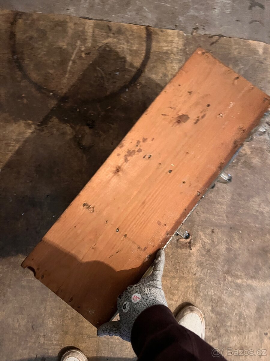 Vintage dřevěná skříňka, kořenky - 4