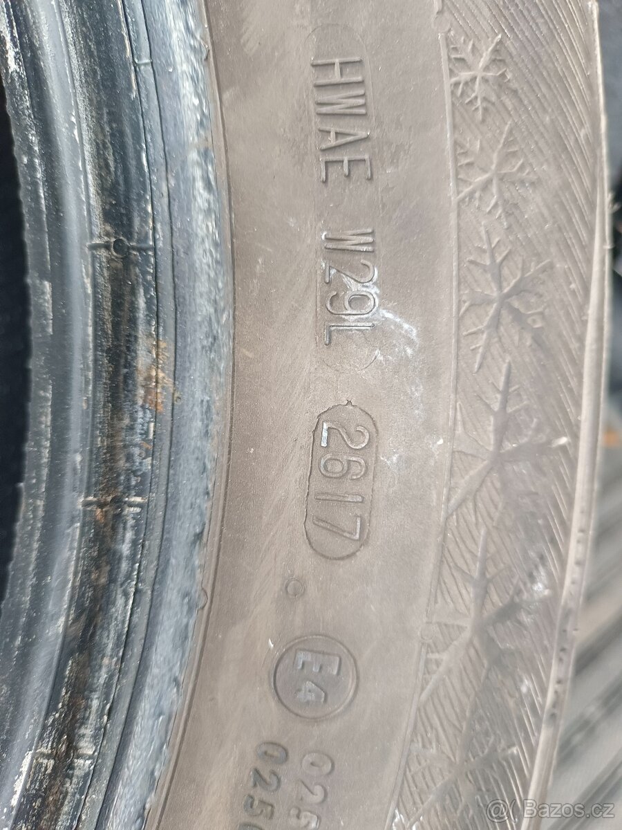 2 zimní pneu 195/65 R15 - 4
