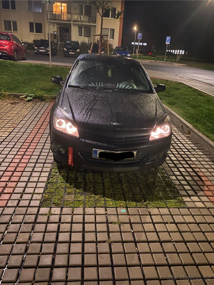 Prodám Opel Astra H GTC 1.9 cdti 88 kW - 4