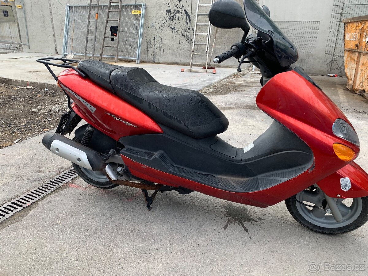 Yamaha Majesty 125 - 4