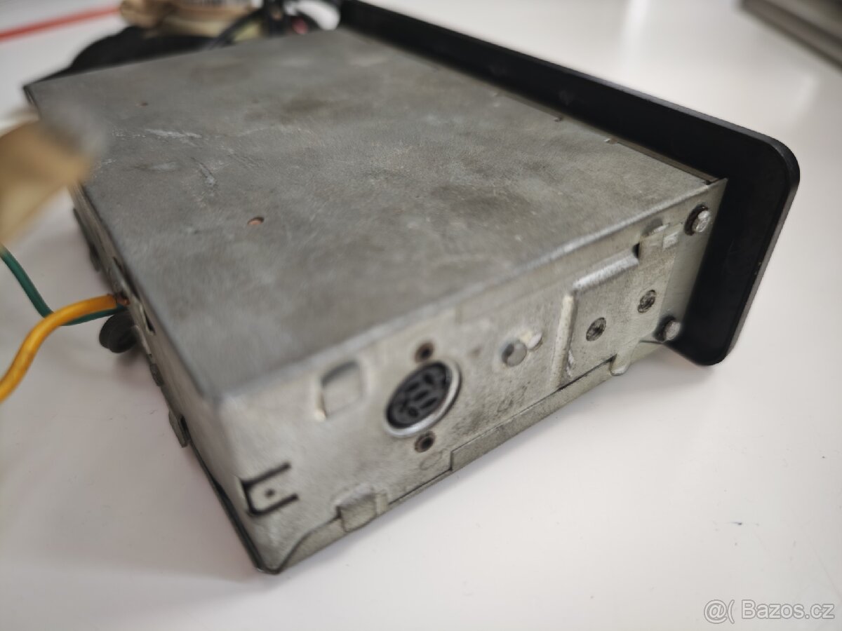 Staré retro autorádio Unitra Diora Traper SMP 401 - 4