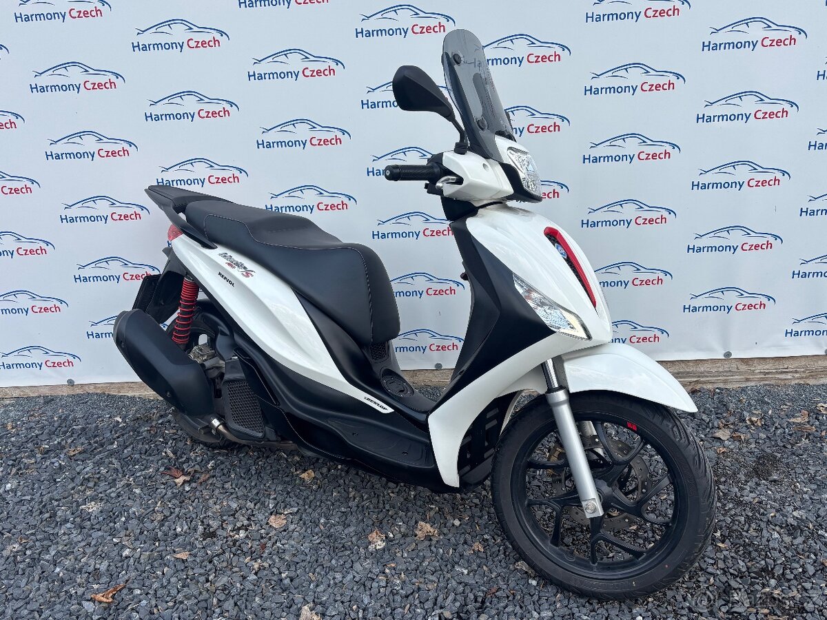 Skútr Piaggio Medley 125 - 4