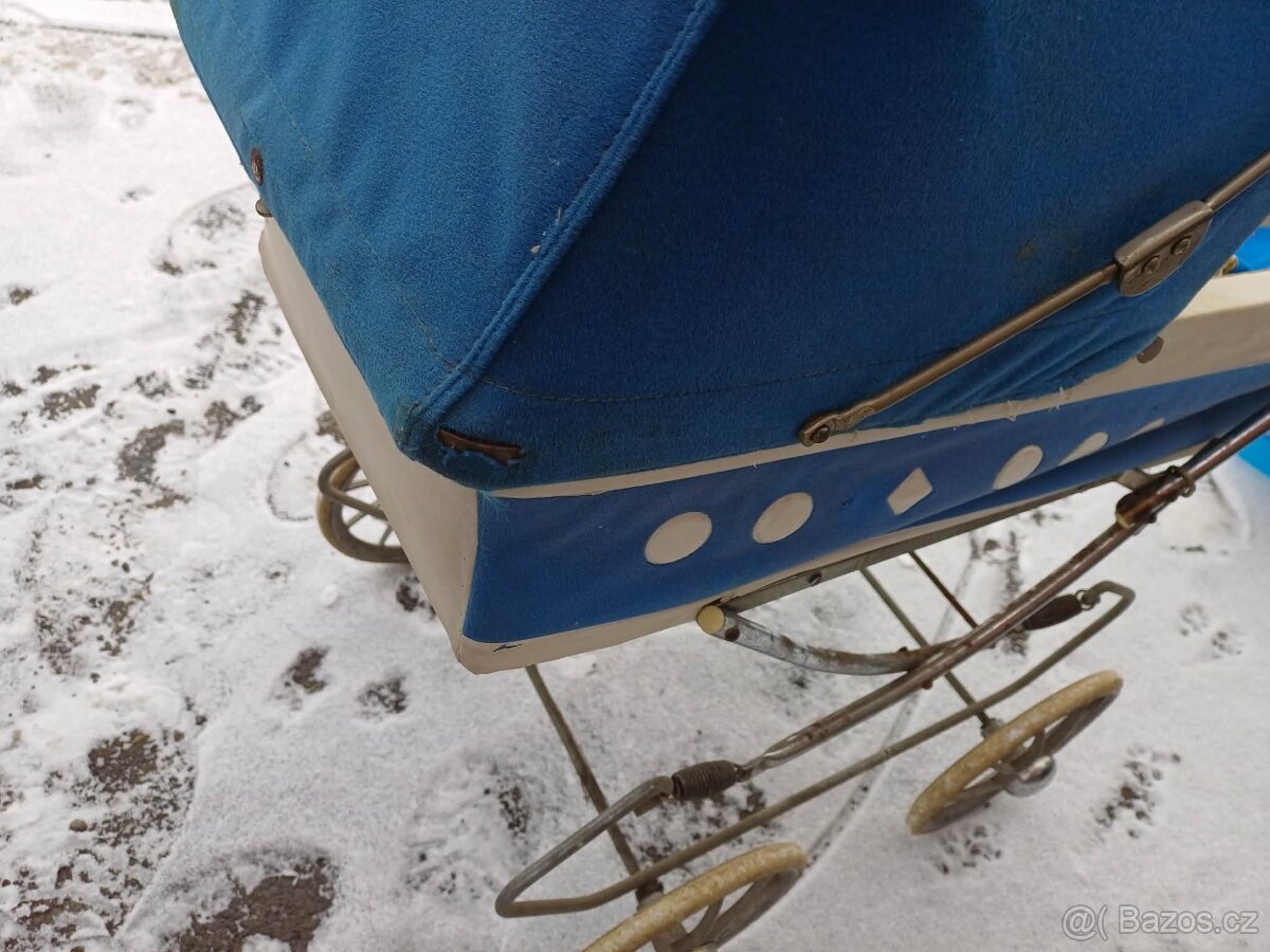 RETRO - kočárek pro panenky - 4