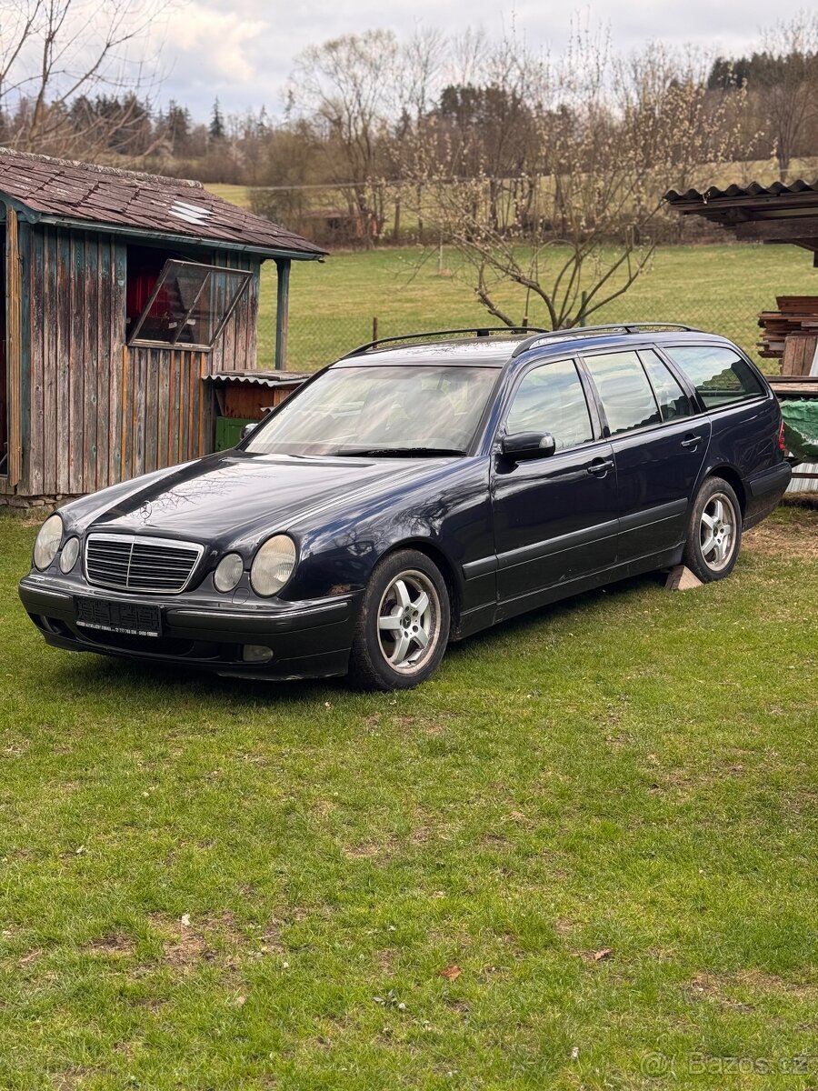 Prodám Mercedes-Benz - 4