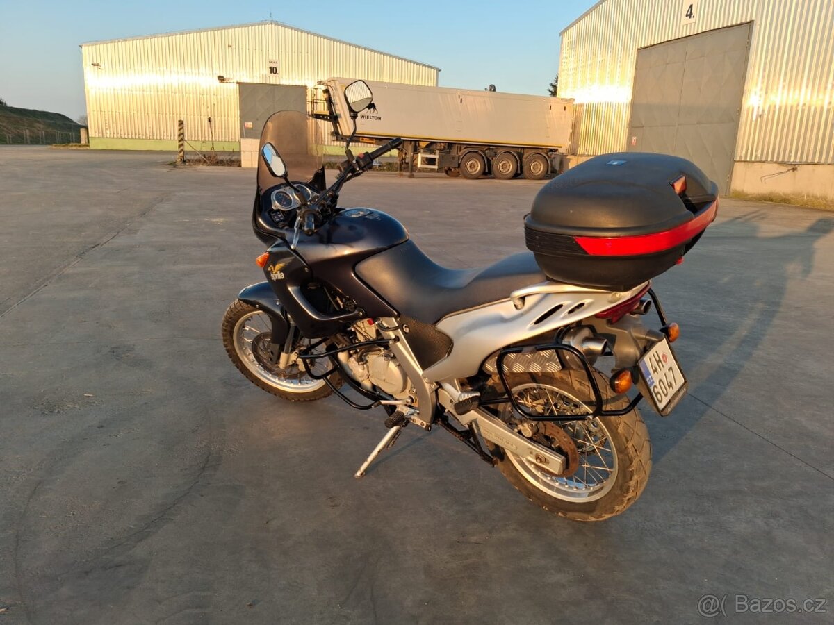 Aprilia Pegaso 650. - 4