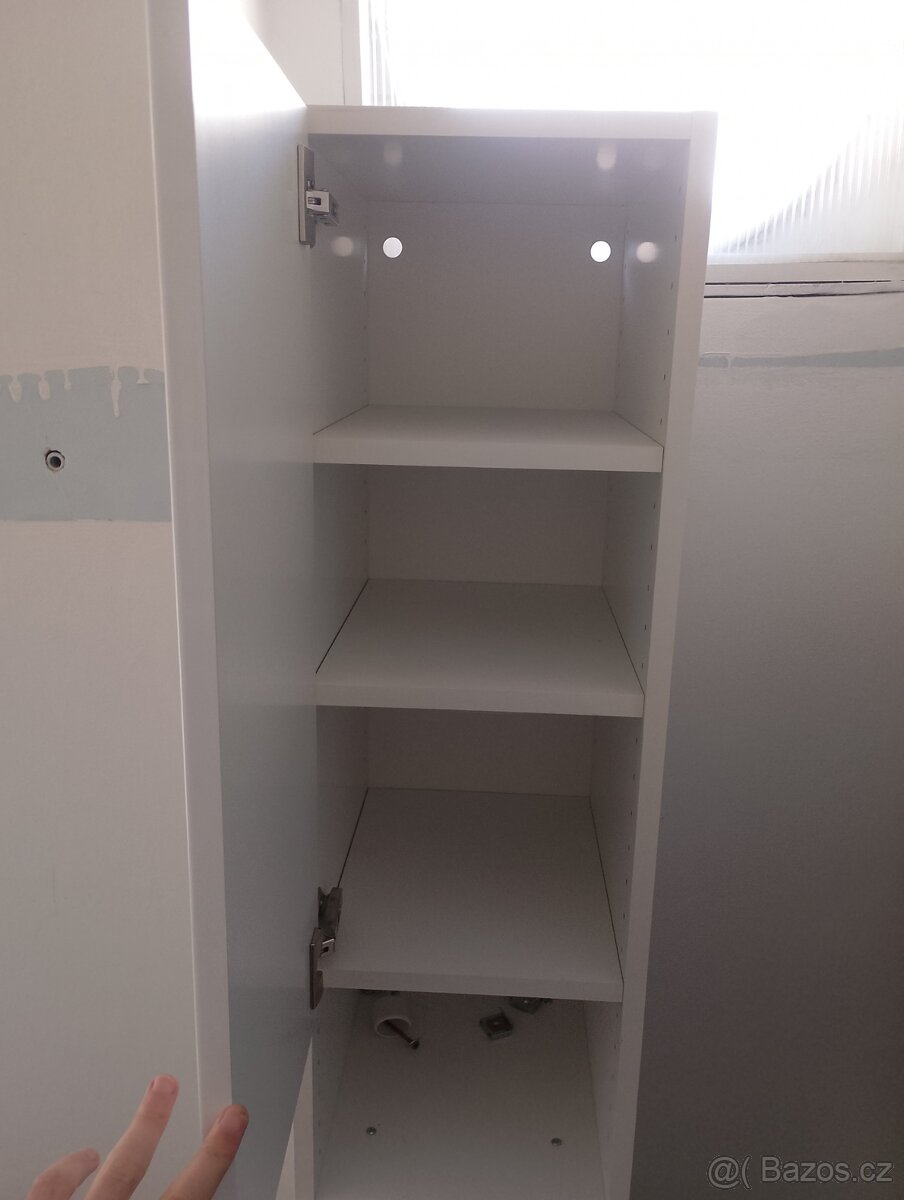 Skříňka za 100 - 4