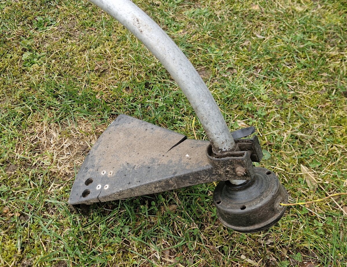 Křovinořez vyžínač - 4