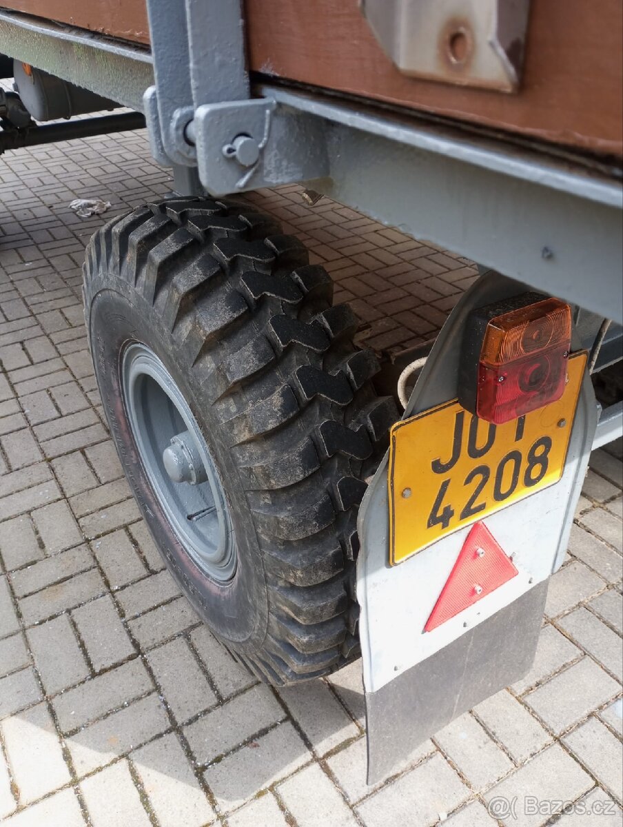 Vlek za traktor 7t - 4
