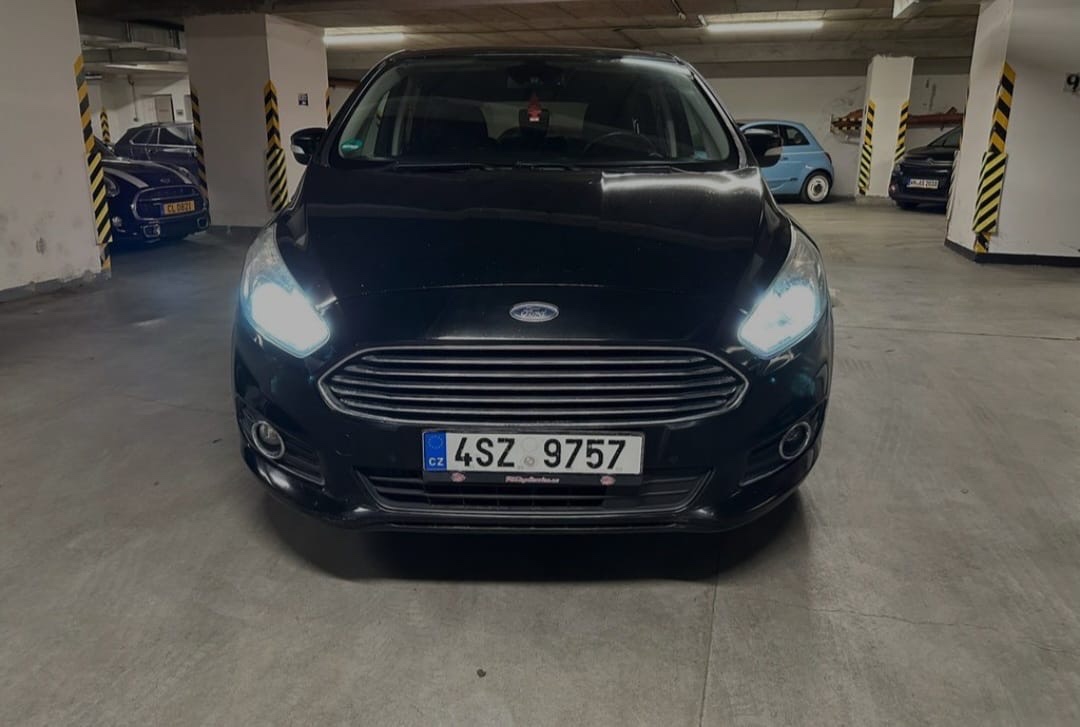 Ford S-max 2.0 DIESEL 110 kw - 4