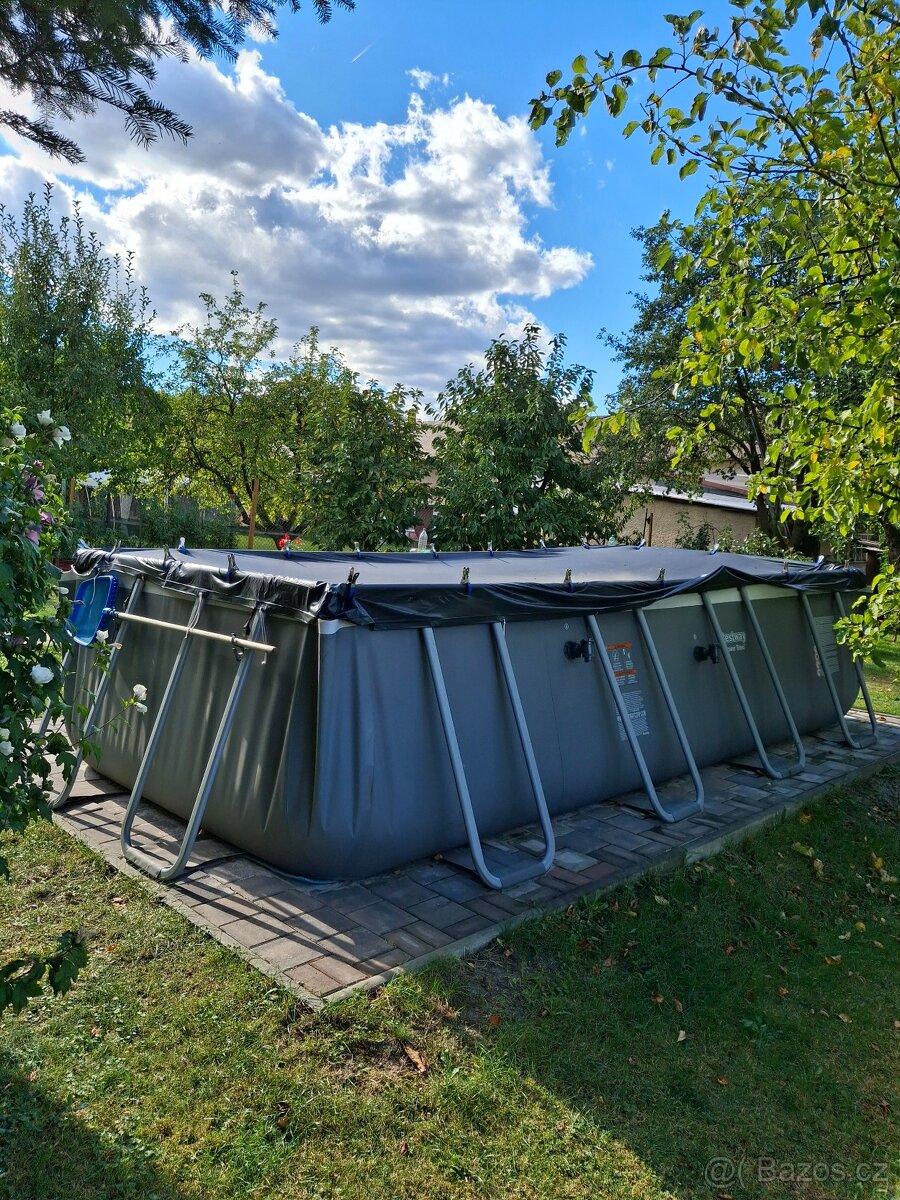Bazén - 4