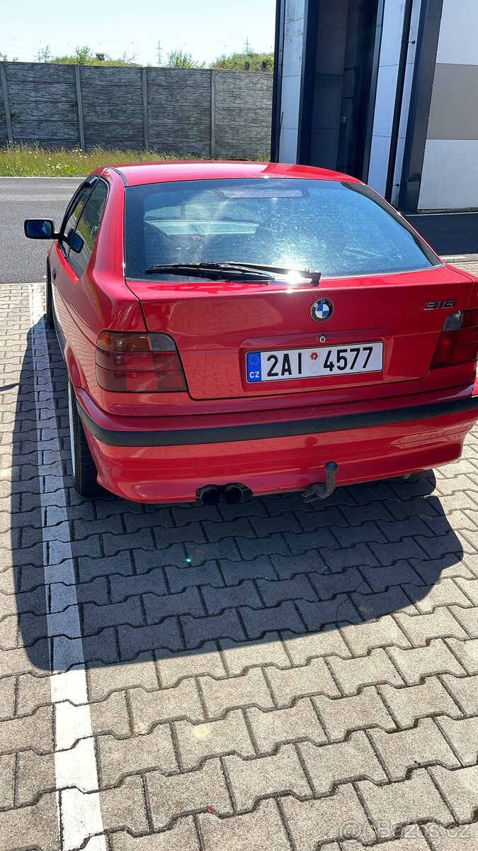 BMW e36 328i - 4