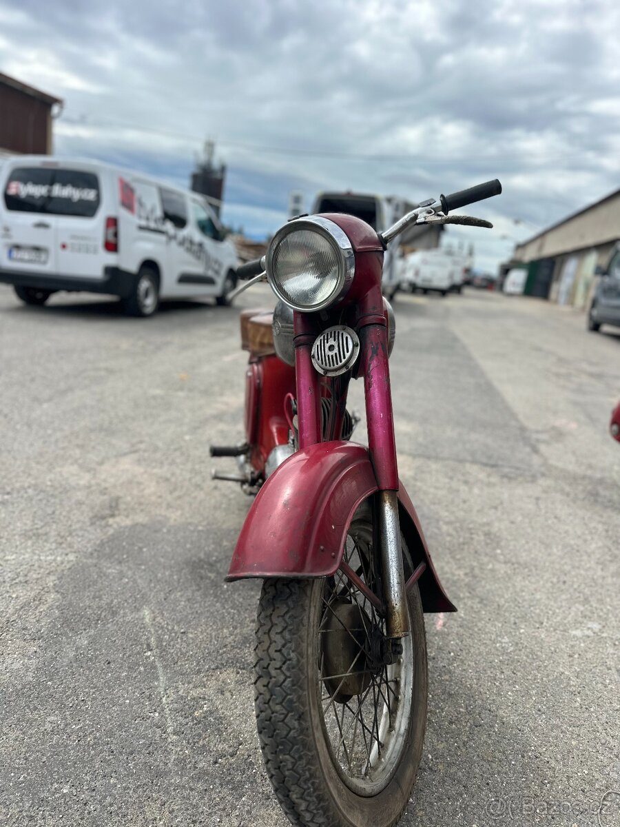 Jawa ČZ 150/352 - 4