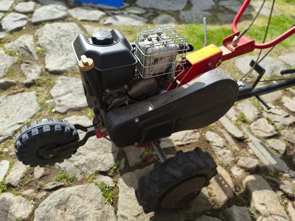 Mountfield malotraktor, kultivátor. - 4