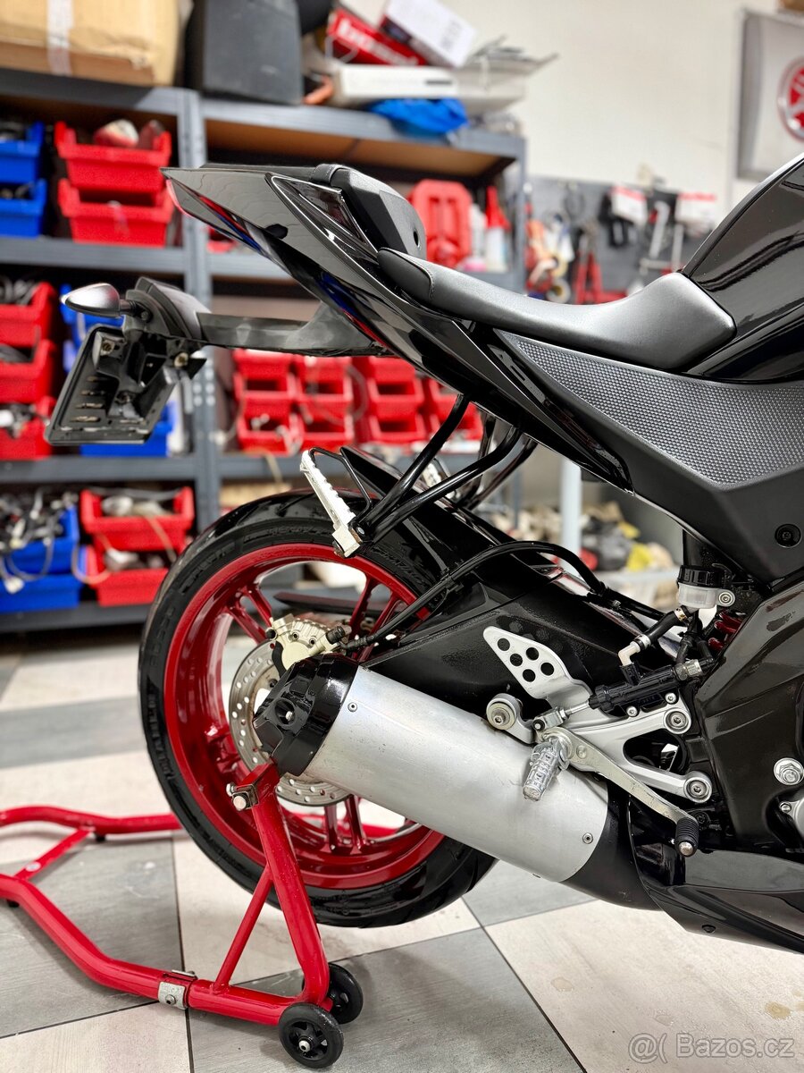 Yamaha YZF-R125 2008 40000KM TOP STAV ZÁRUKA - 4