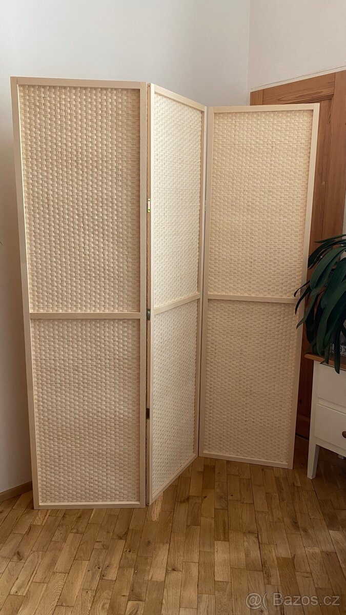 Dřevěný ratanový paravan - 4