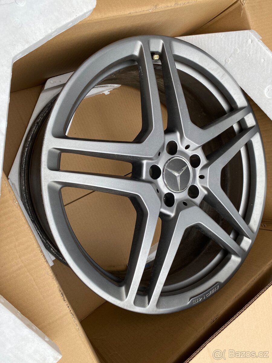 Prodám originální dvourozměr sadu disků Mercedes AMG R20 - 4