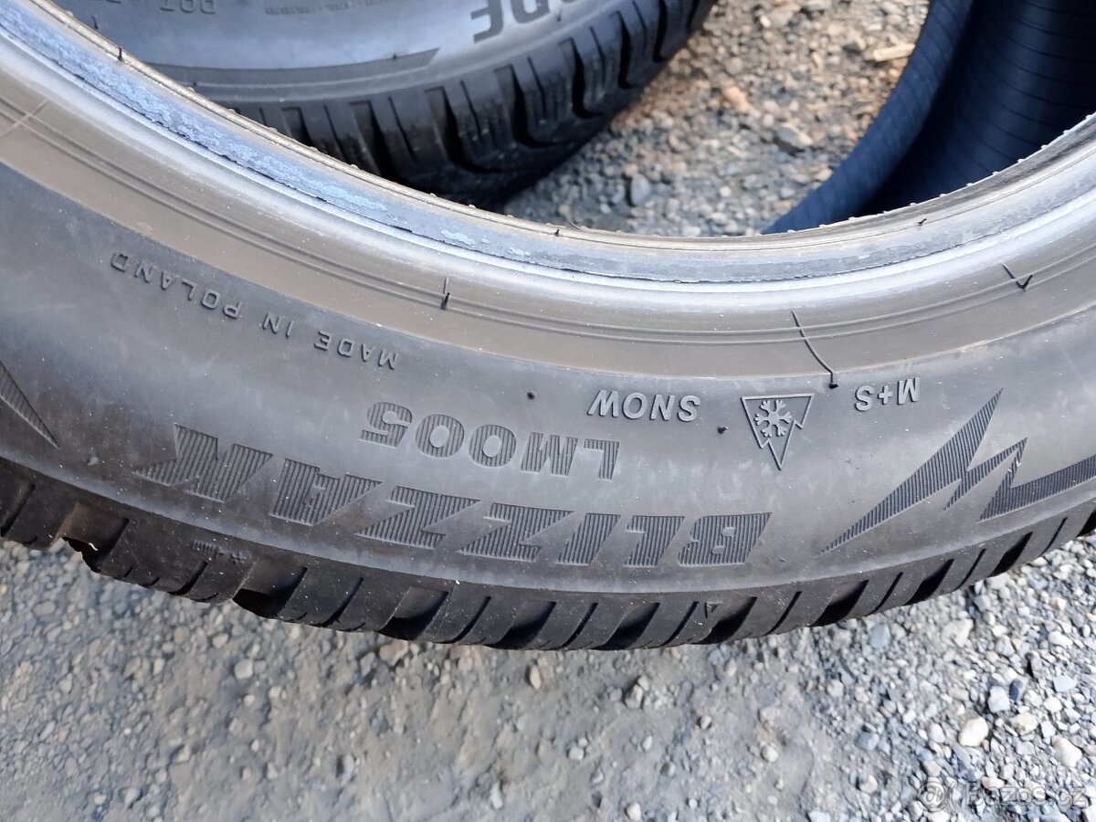 235/45/18 98v Bridgestone - zimní pneu 2ks - 4