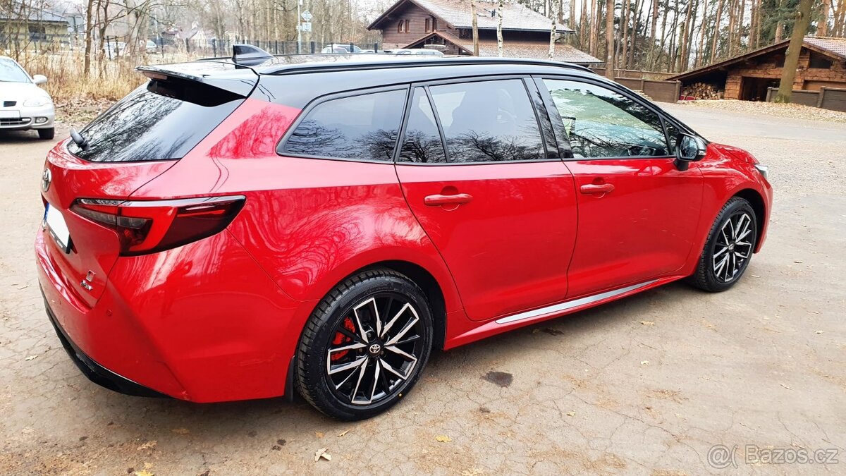 Toyota Corolla TS GR Sport 1.8 HEV 140k nádhera, nové. - 4