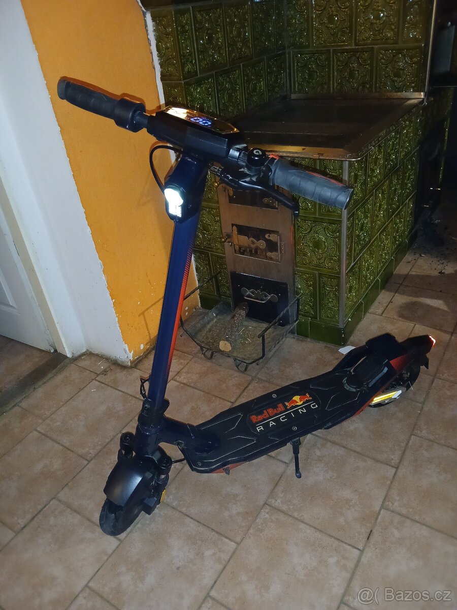 Skoro nová elektro KOLOBĚŽKA - 4