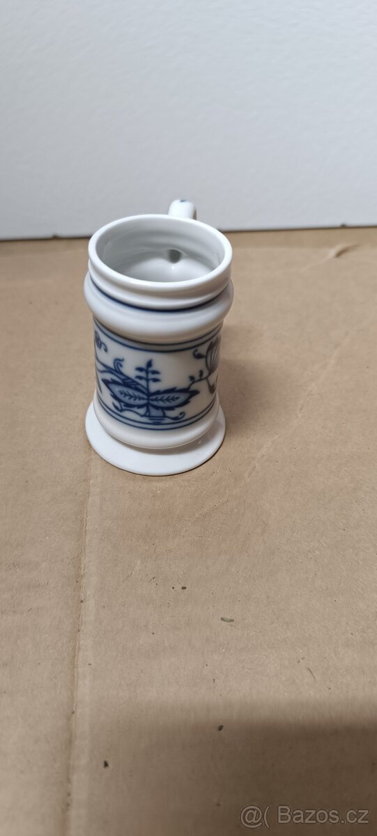 Prodám porcelánový panák značky LEANDER (ČR). - 4