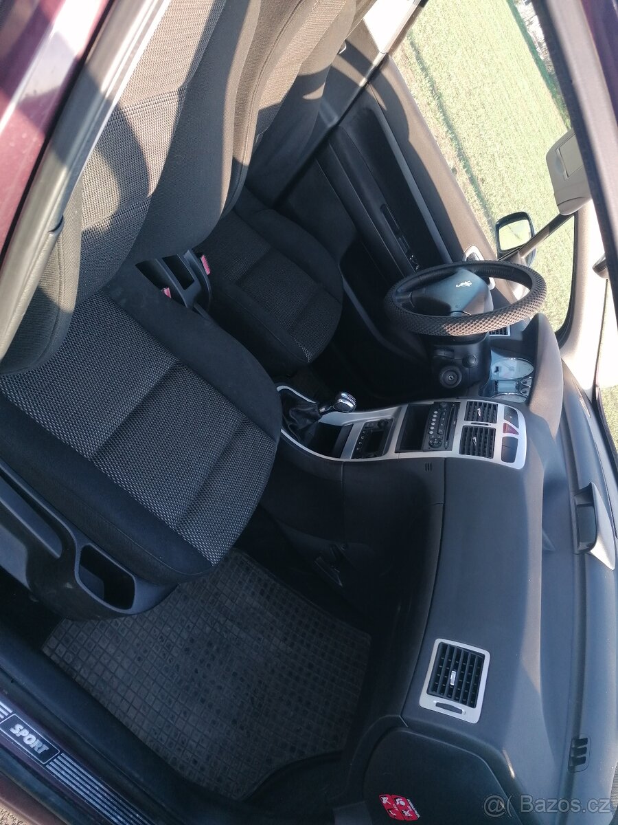 Prodám Peugeot kombi 307, 1,6 nafta - 4