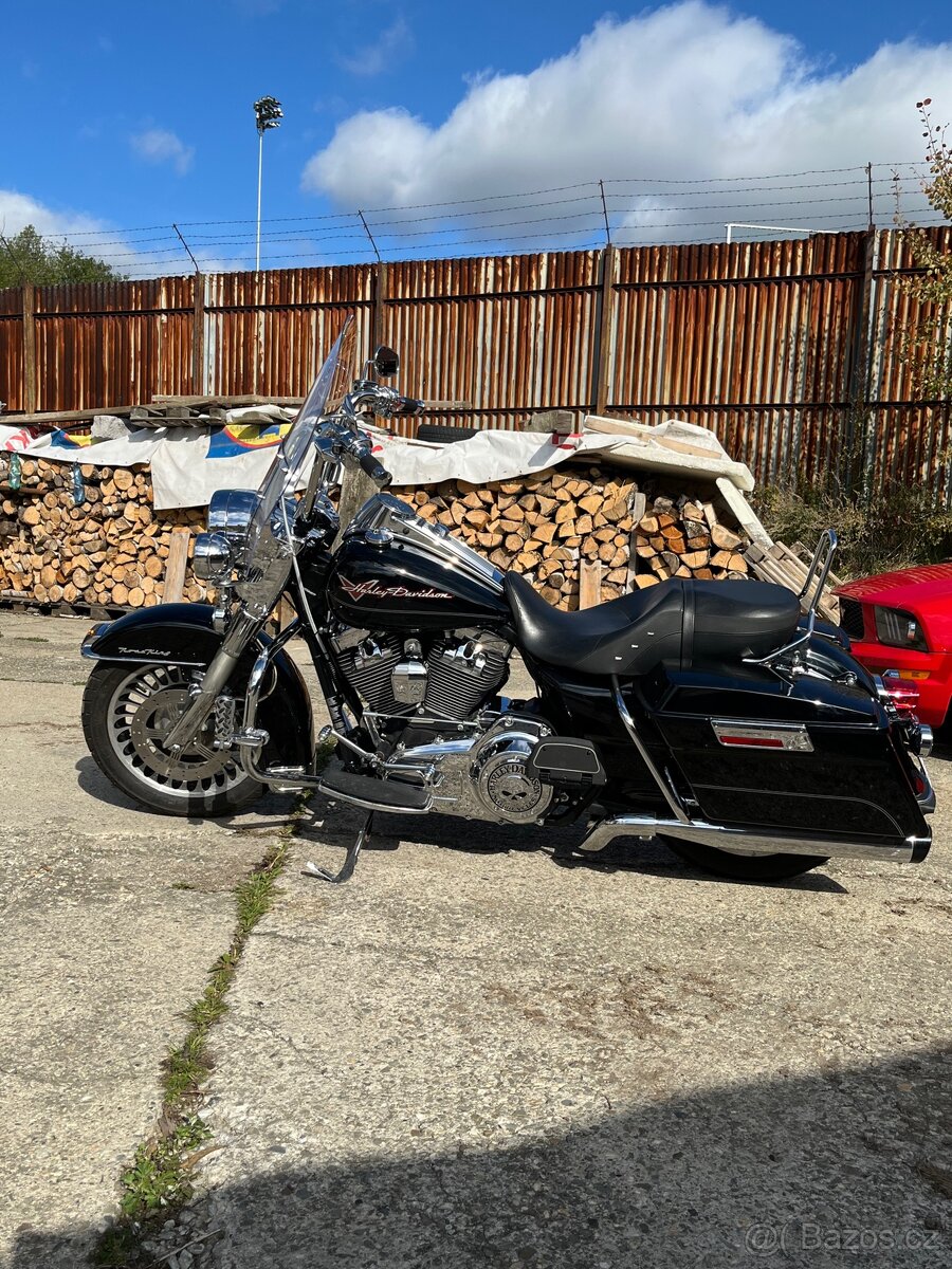 Harley Davidson FLHR Road King - 4