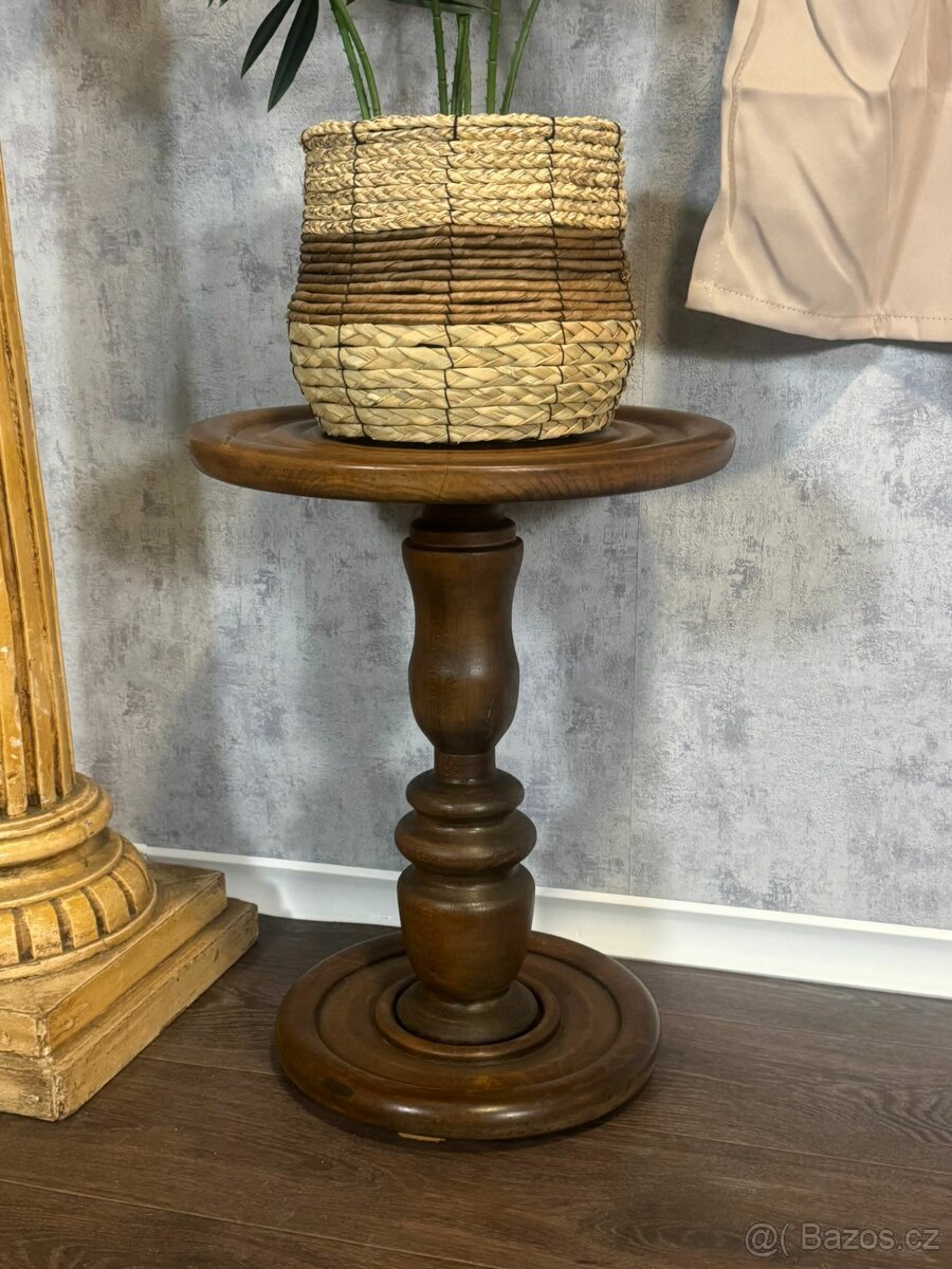 Kulatý podstavec (141031) - 4