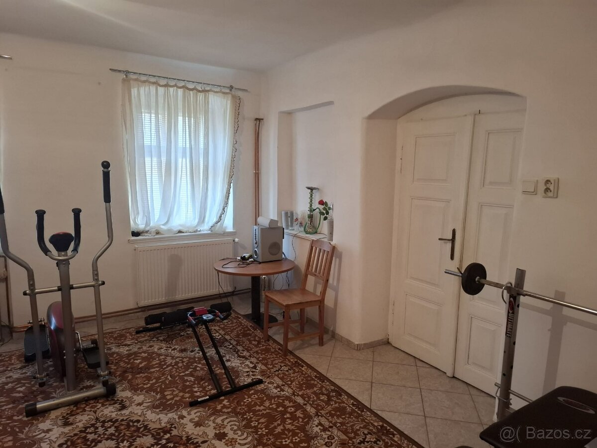 Prodáme dům se zahradou - 4