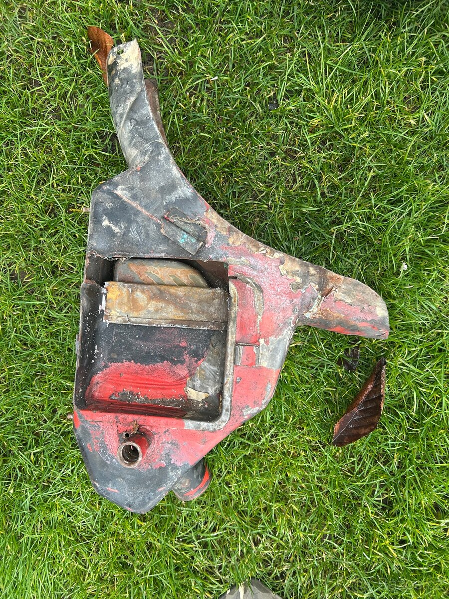 Predam rozne diely - 4