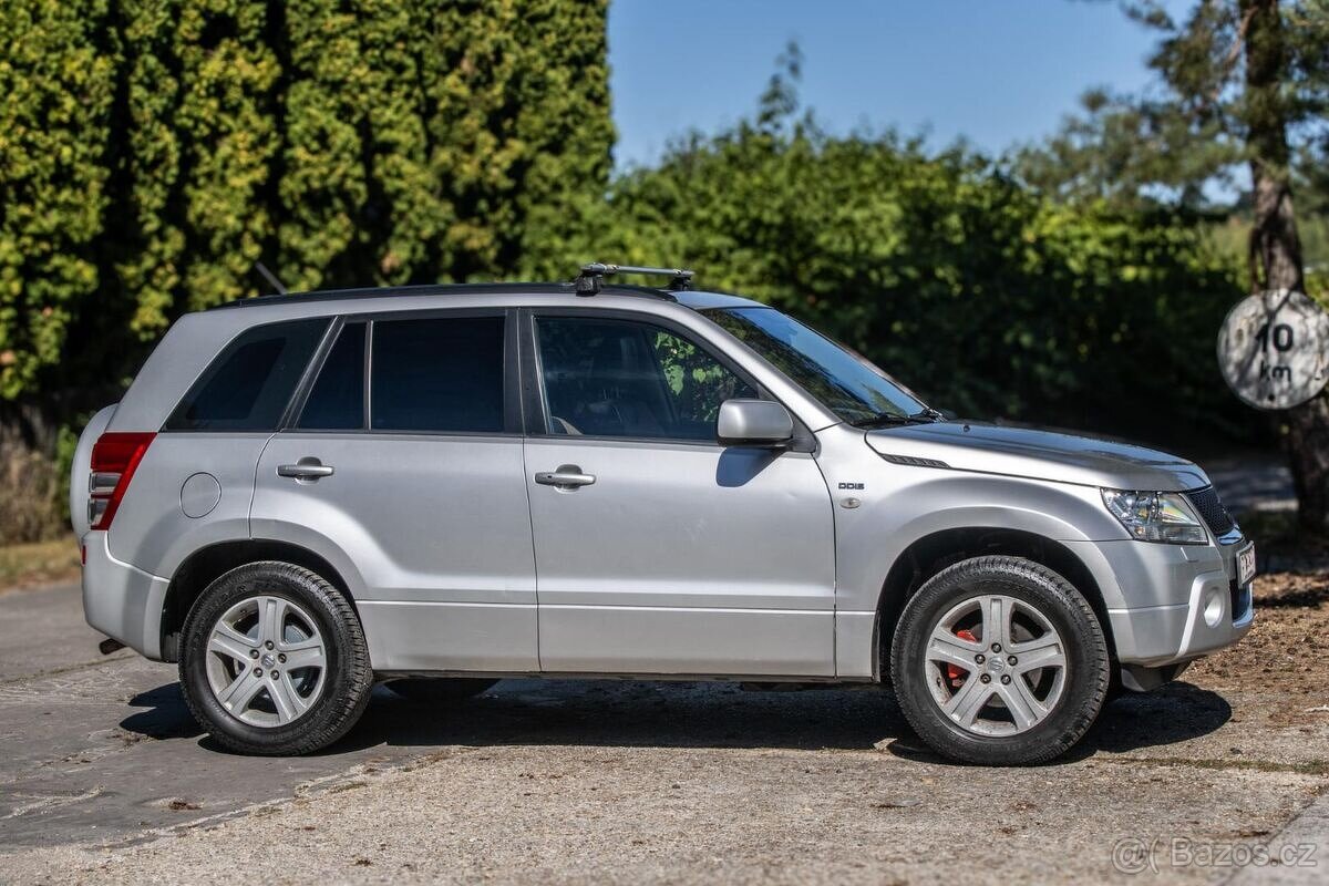 Suzuki Grand Vitara 1.9DDiS 4x4 - 4