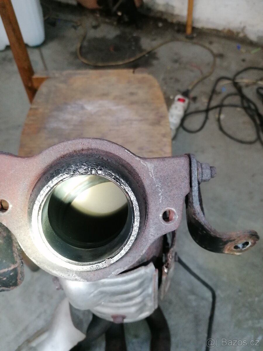 Toyota RAV4 2.0 VVTi 2003 katalyzator - 4