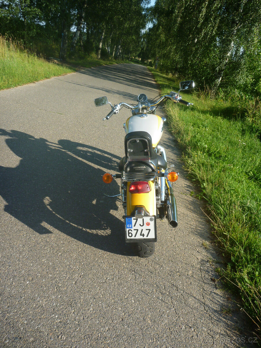 Honda VT 1100 C2 Shadow - 4