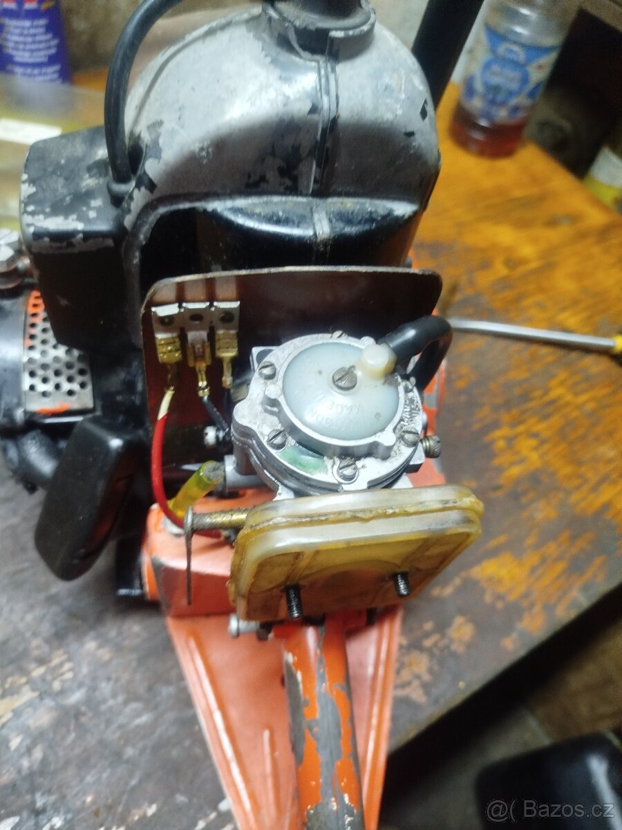 Motorová pila Husqvarna e70 - 4