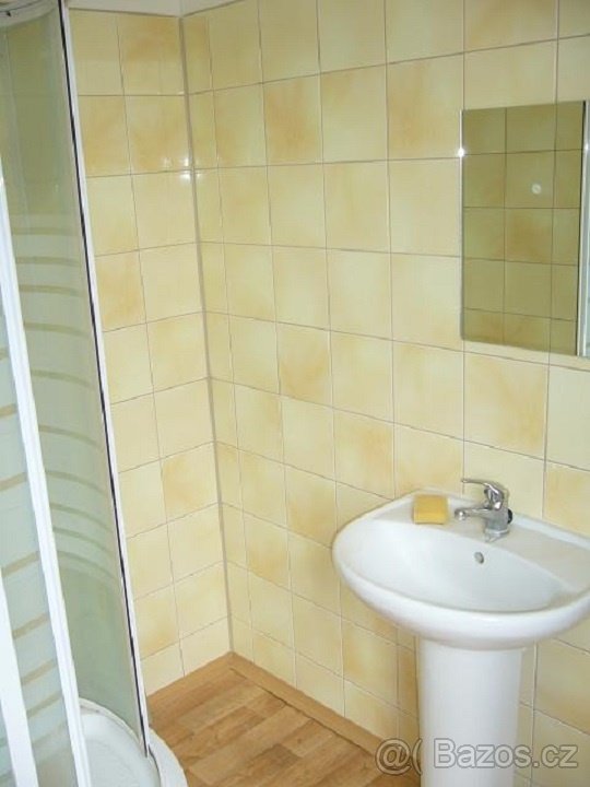 Milovice - PRONÁJEM POKOJE - 4