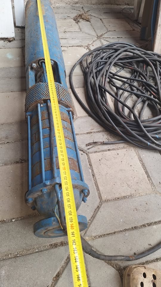 Ponorné čerpadlo asi 5,5 kW - 4