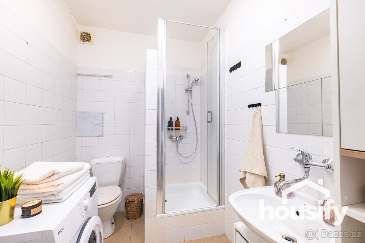 Pronájem bytu 1+kk, 32 m2 - U Lesíka, Znojmo - 4