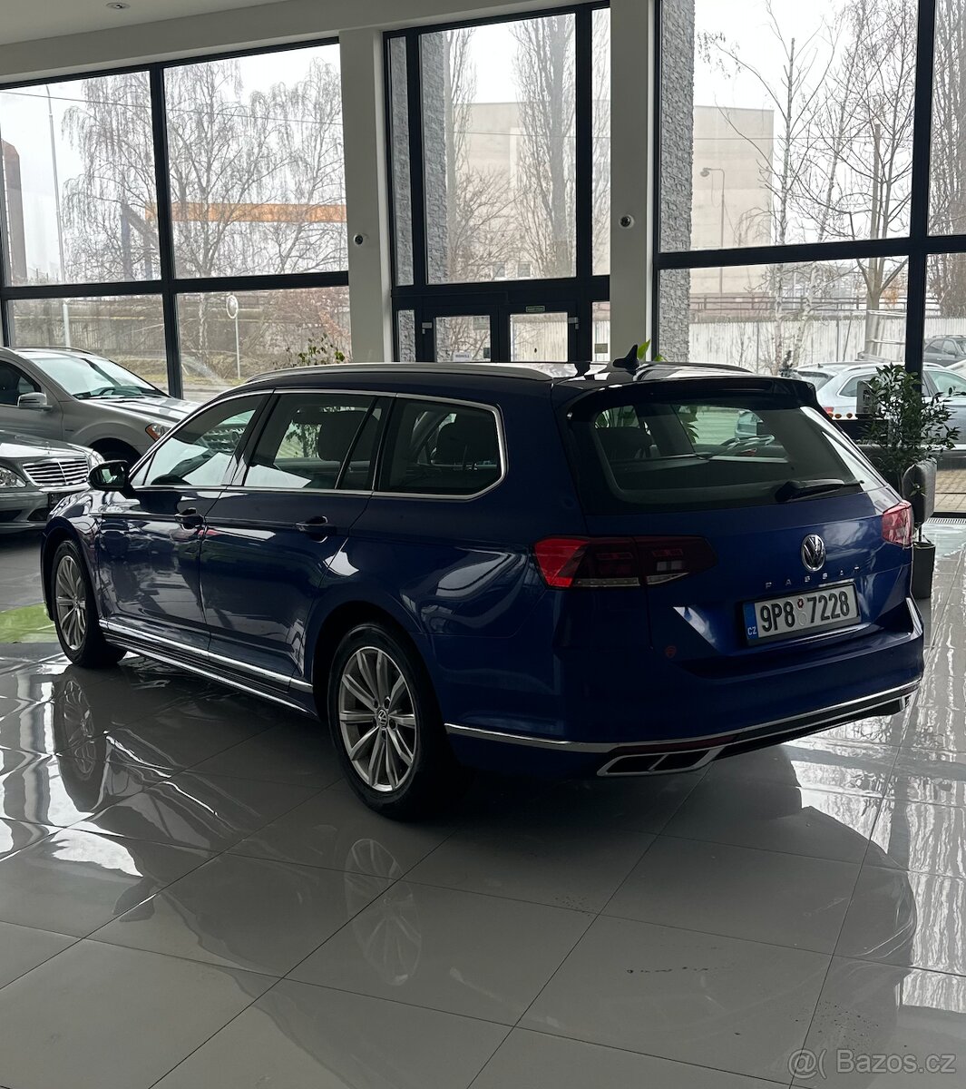 Volkswagen Passat, 1.6 AUTOMAT Ojeté, 11/2019, 292 000 km - 4