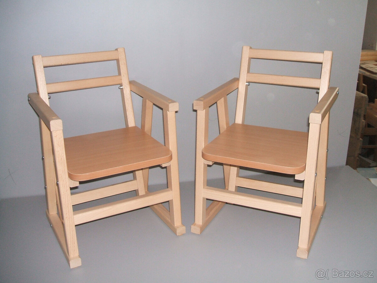 DĚTSKÝ STOLEČEK A ŽIDLIČKY - 4