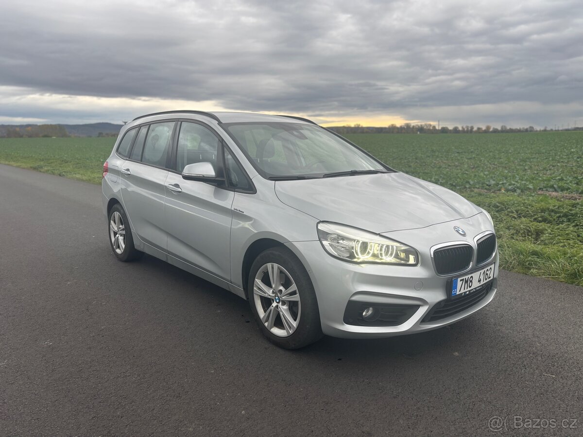 BMW 218i Grand Tourer - 4