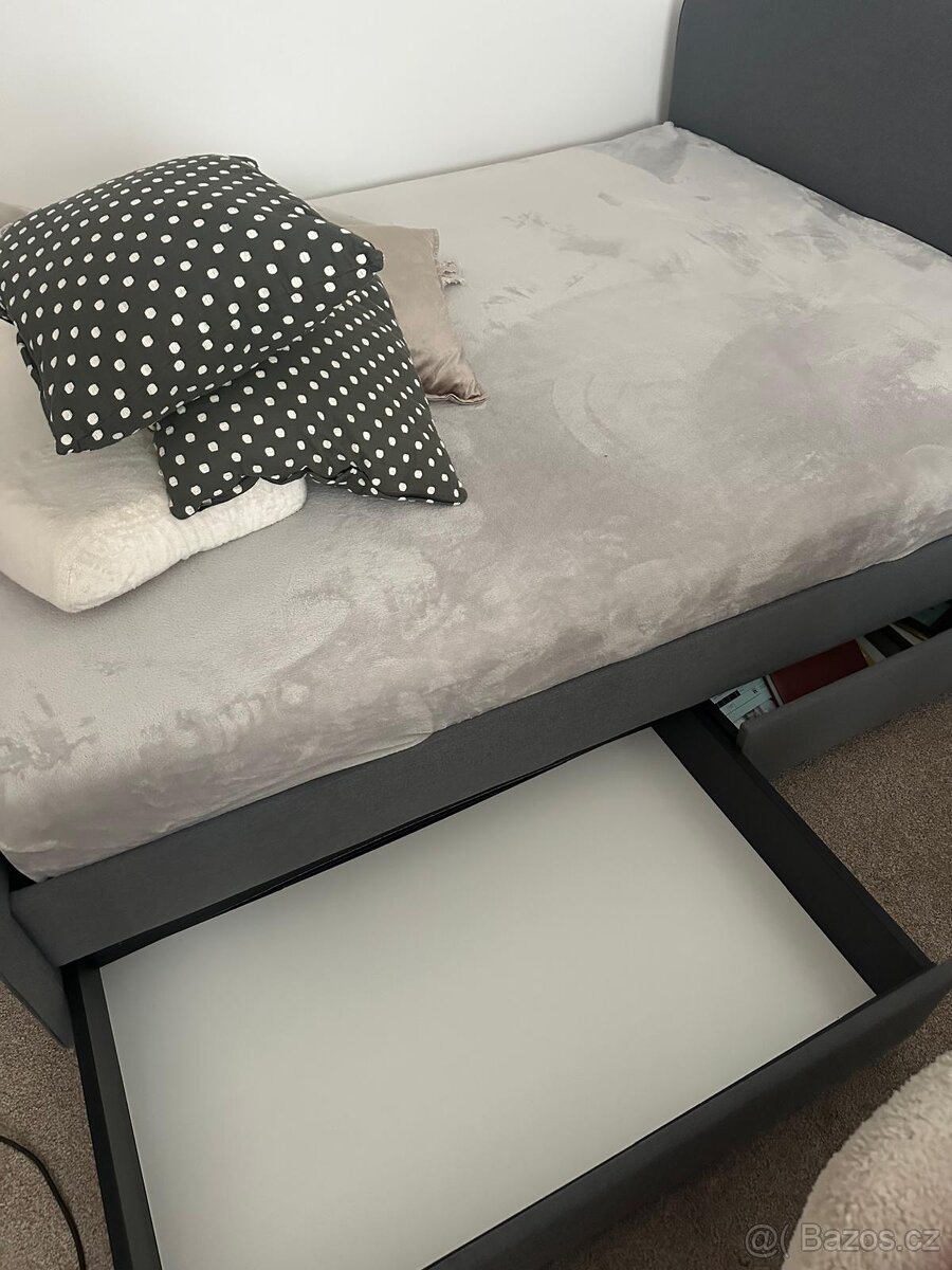 Postel s úložným prostorem - 4