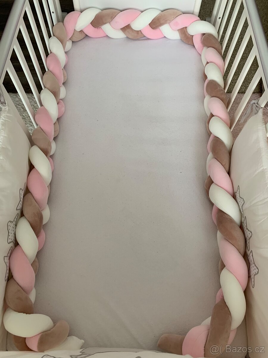 Nový růžový mantinel cop do dětské postýlky 3m - 4