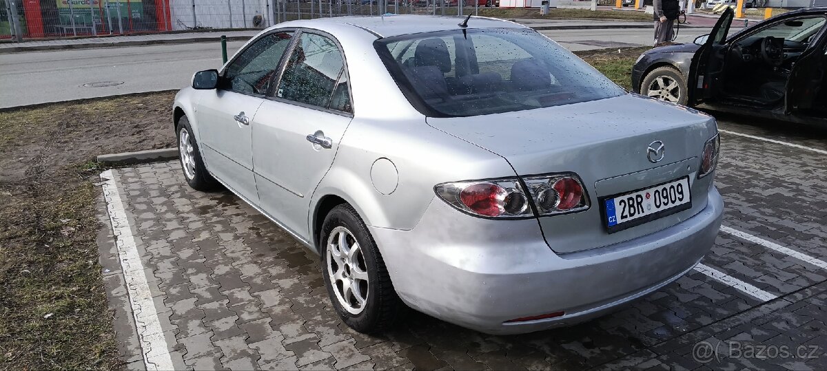 Mazda 6 GG sedan 2007 2.0 benzín - 4