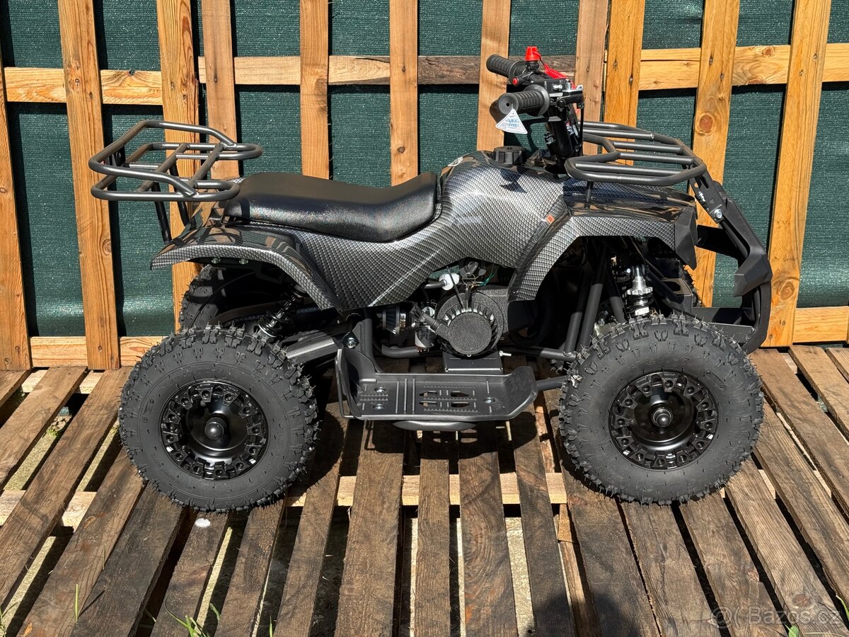 Dětská Čtyřkolka 49ccm2T vzor carbon A045