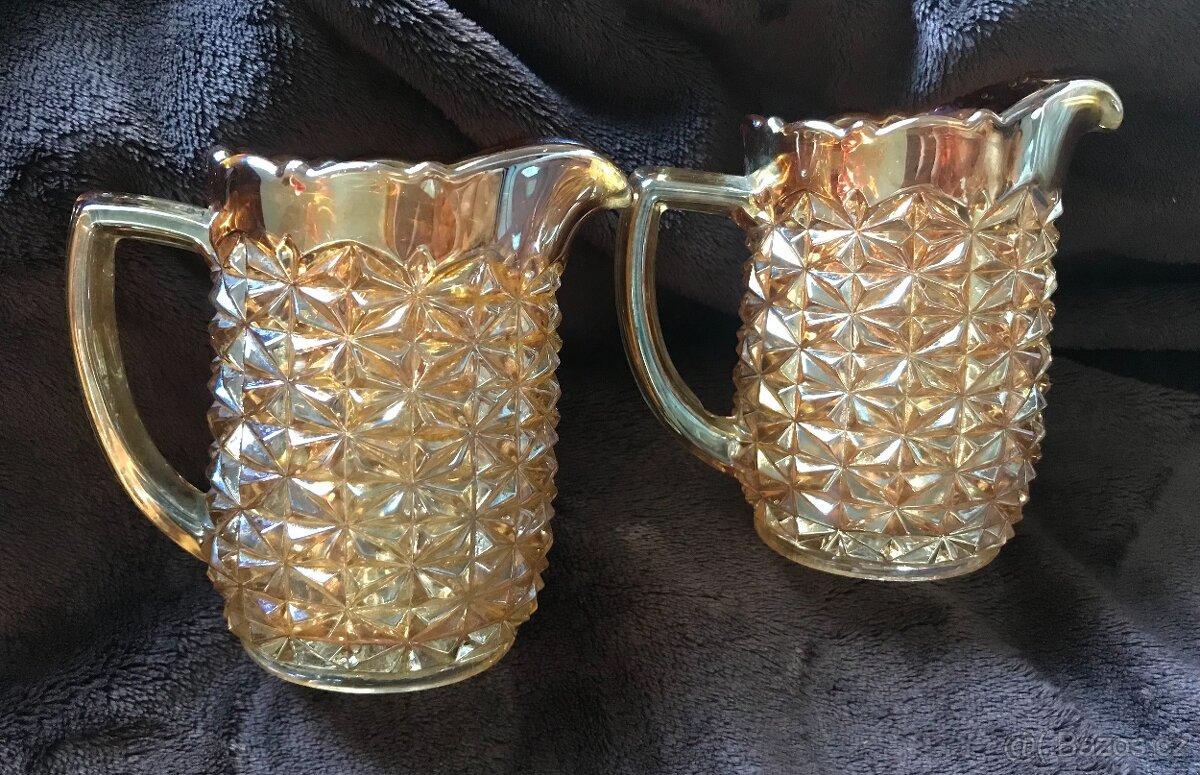 starožitné 2 x džbánek mléčenka karnevalové sklo výška 10cm - 4