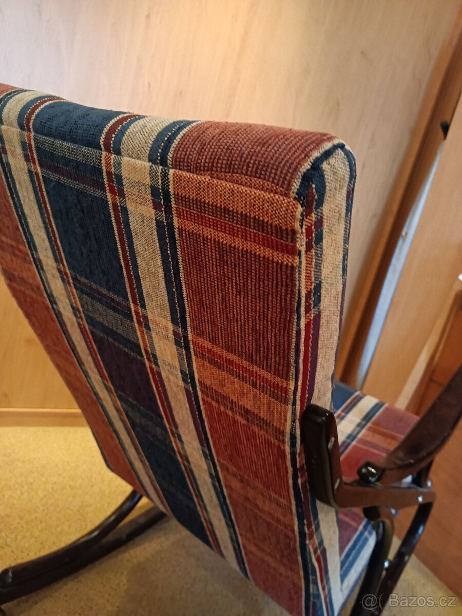 Houpací křeslo TON - 4