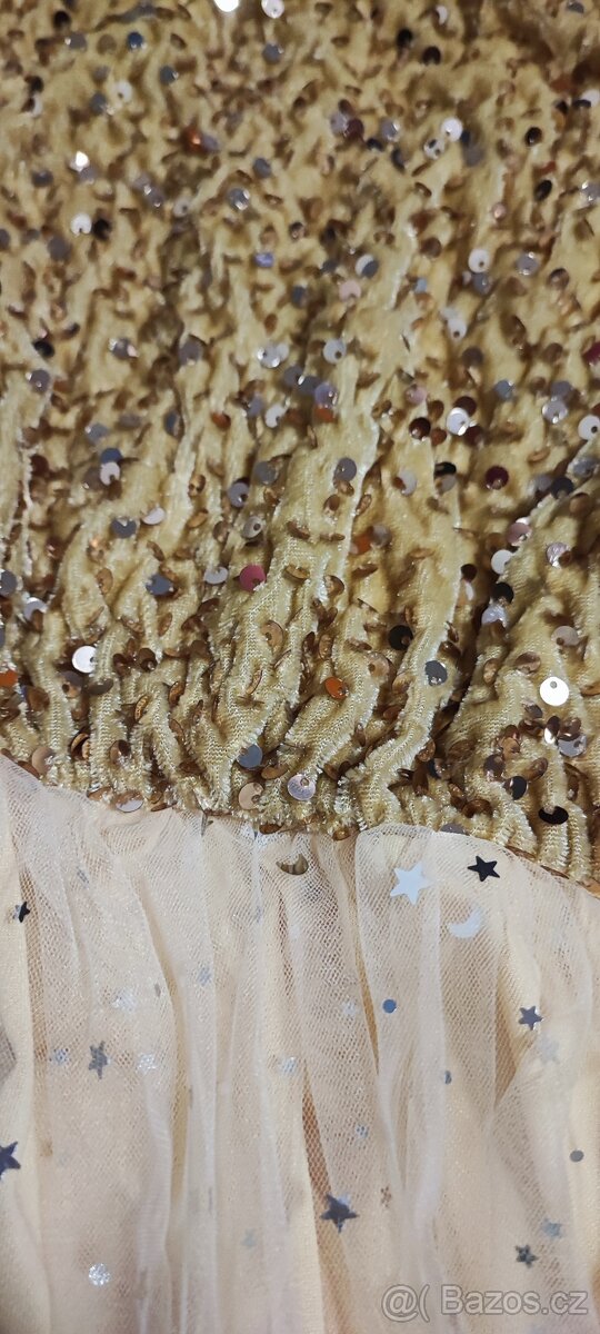 Třpytivé šaty - 4