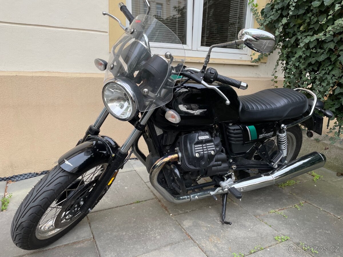 Moto Guzzi V7 III Special - 4